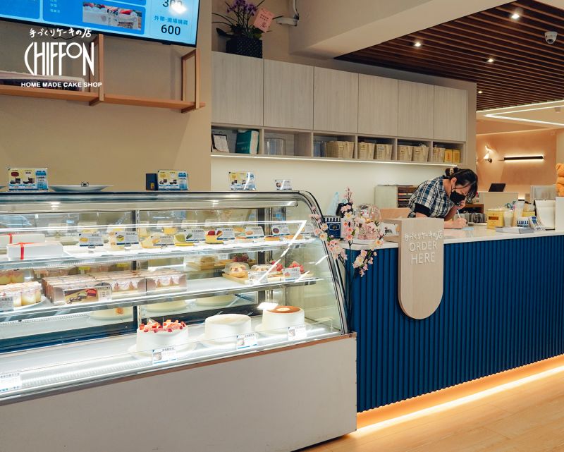 ▲被譽為「台北最好吃的戚風蛋糕」，25年資歷的老店CHIFFON，搬遷龍江路新址開幕。（圖／翻攝自CHIFFON FB）