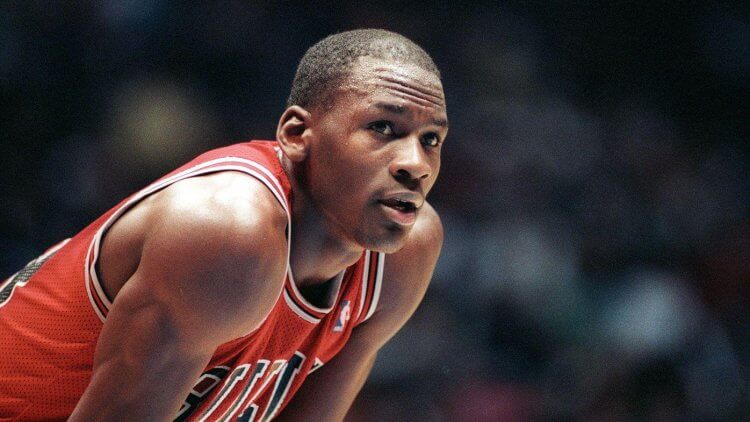 80 年代加入 NBA 的喬丹。