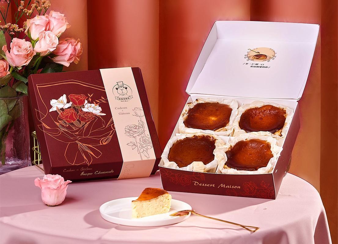 「國王巴斯克-法國玫瑰禮盒」藏有巧思的四宮格禮盒包裝設計優雅時尚，滿足視覺與味覺的享受。（1,810元／組，瑞瑞•食研所提供）