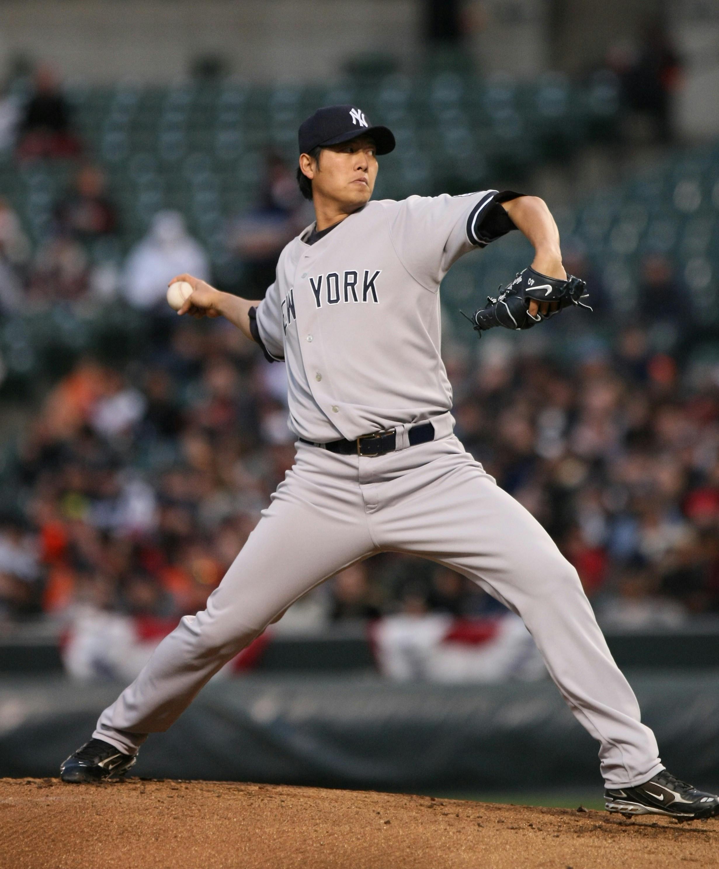 Yankees bring back Chien-Ming Wang on minor-league deal