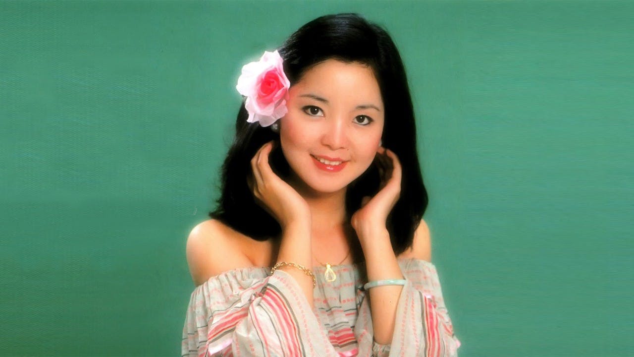 Teresa_Teng_(not_just_the_old_stars_who_