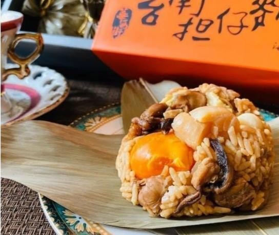 「干貝蓮子雞肉粽」，選用北海道瑤柱，並加入豬、雞雙肉品，滿足肉控口欲。（華西街台南擔仔麵提供）