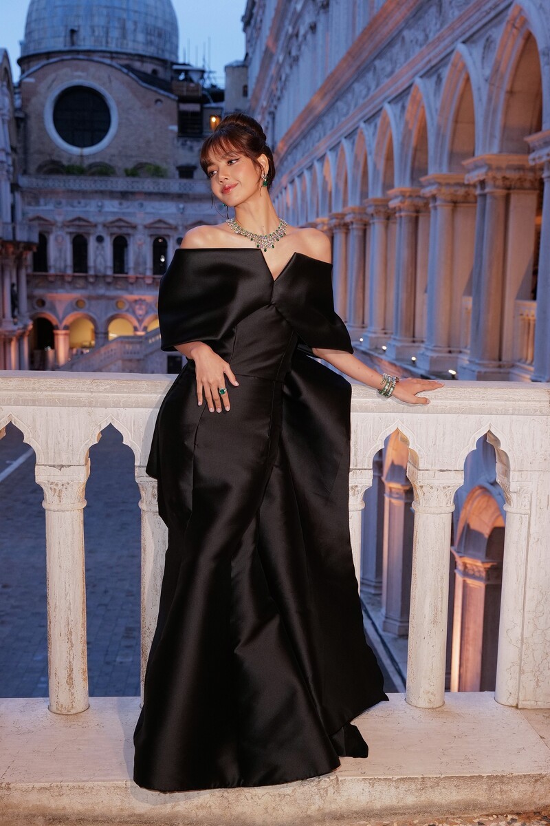 寶格麗全球品牌代言人Lisa出席寶格麗Mediterranea 地中海頂級珠寶系列 威尼斯發表會