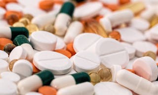 headache-pain-pills-medication-159211