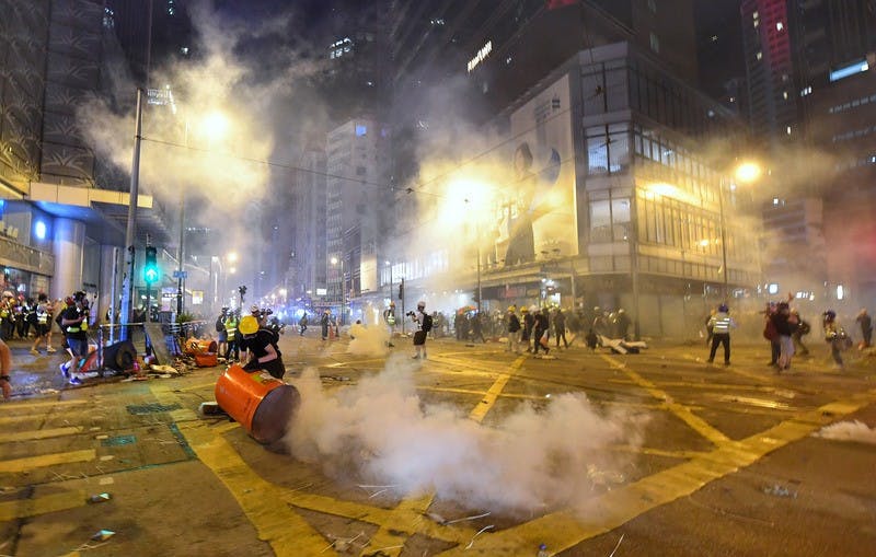 香港反送中成游擊戰　深夜警力強勢清場（2）