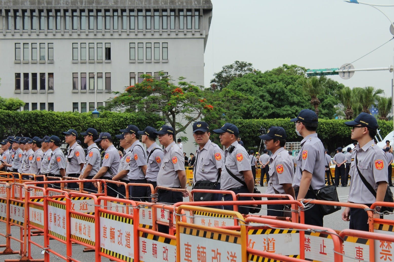 警察_taiwan police_封鎖
