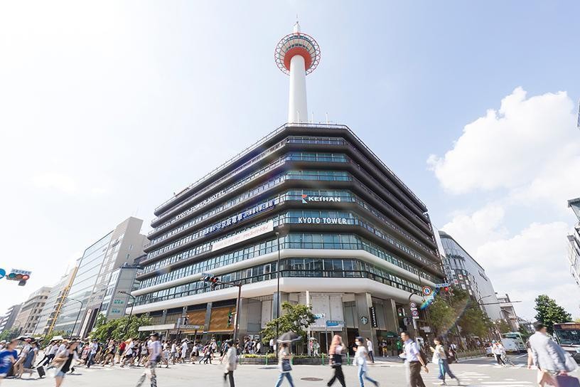 全新改裝後的KYOTO TOWER SANDO，還有設置手做工坊，讓旅客體驗日本文化。（京都市台灣推廣事務所提供）