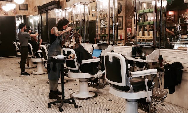 體驗原汁原味的美式理髮文化：Ralph Lauren攜手紐約知名髮廊開設Barber Shop