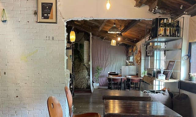 走進昔日的黃金山城：尋找隱匿在九份小徑中的4家寧靜咖啡館