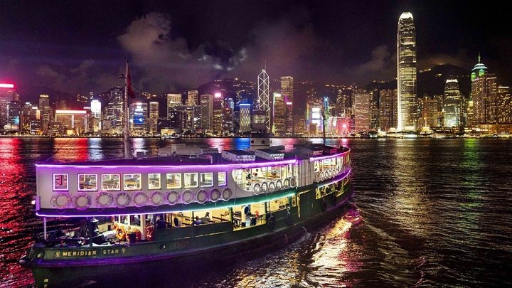 ▲香港維多利亞港的璀璨夜景是旅客香港必打卡景點。　圖：香港旅遊發展局／提供