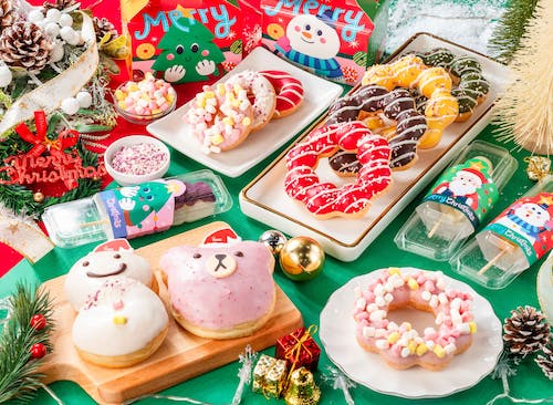 1Mister Donut推7款耶誕限定商品，耶誕雪人化身甜甜圈～.jpg
