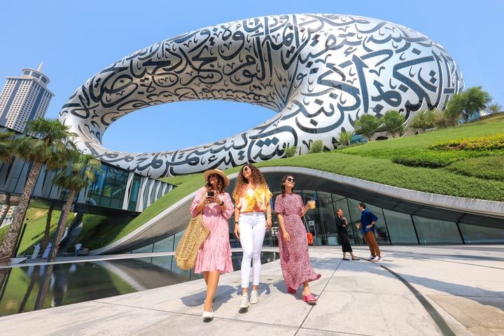 ▲未來博物館被譽為「世界上最美建築物」，匯集科學、技術與創新的精華，讓參觀者可穿越至2071年，探索人類未來無限可能。　圖：杜拜經濟旅遊部／來源